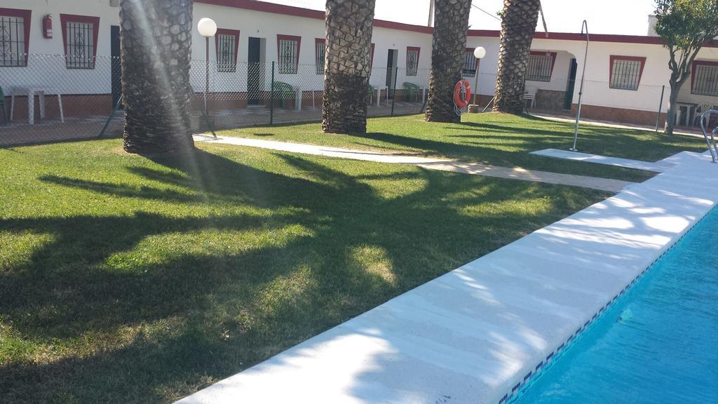 Hostal Las Parcelas Conil De La Frontera Exterior photo